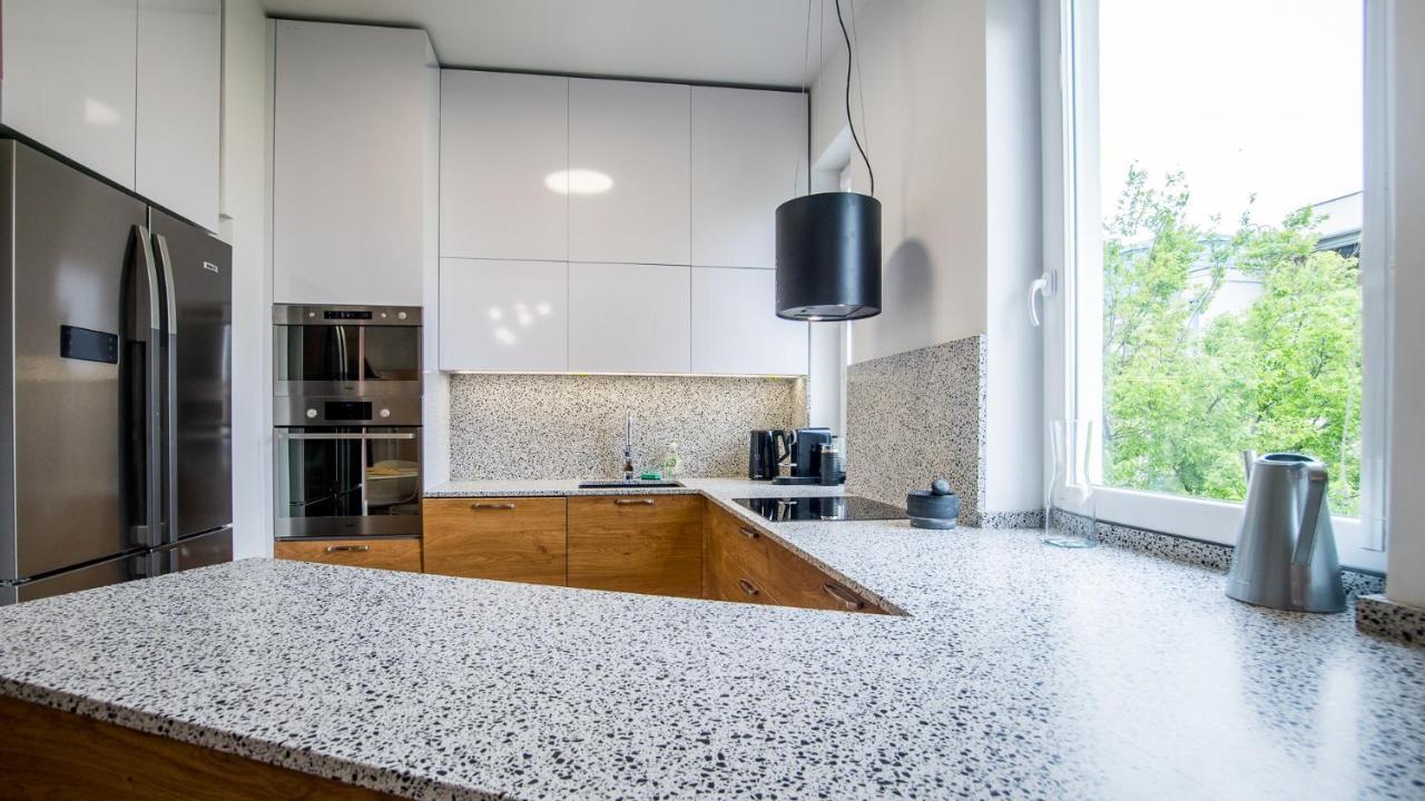 Center Terrace With Ac By Kovee Apartment Pressburg